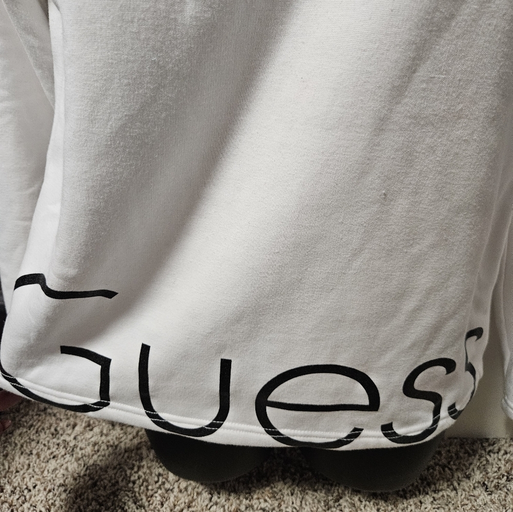 GUESS HOODED SWEATSHIRT - Picture 6 of 10